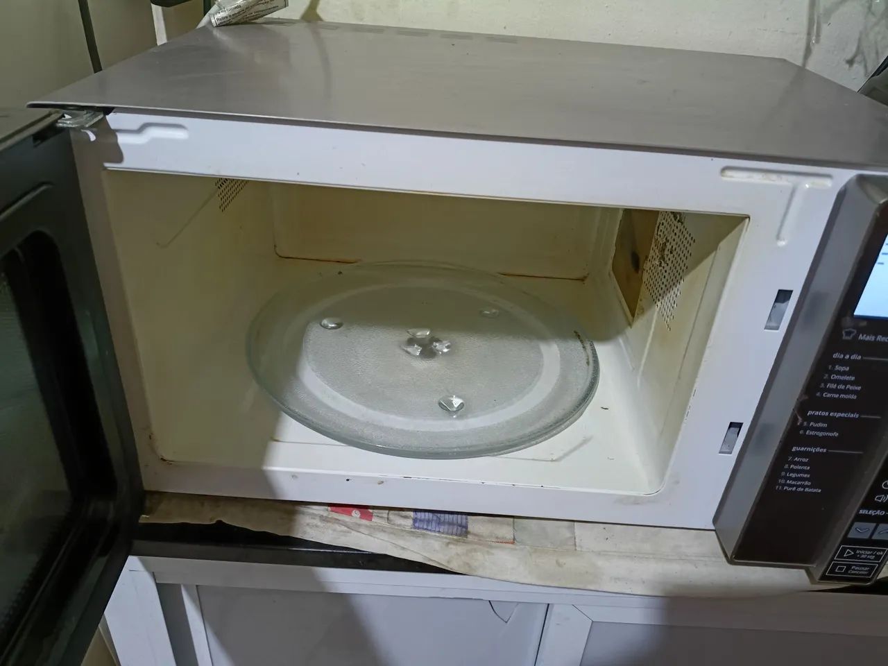 Microondas brastemp 32 litros  - Foto 4