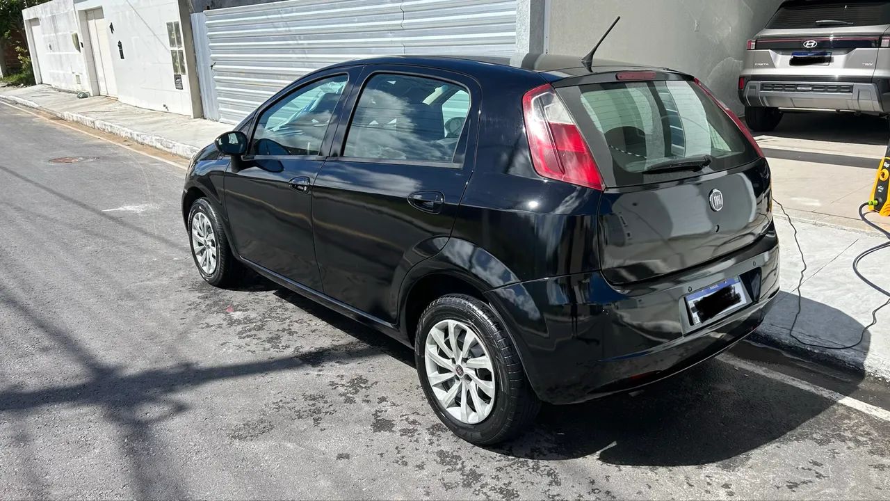 Fiat Punto Attractive 1.4 Fire Flex 8V 5P 2011 - Foto 3
