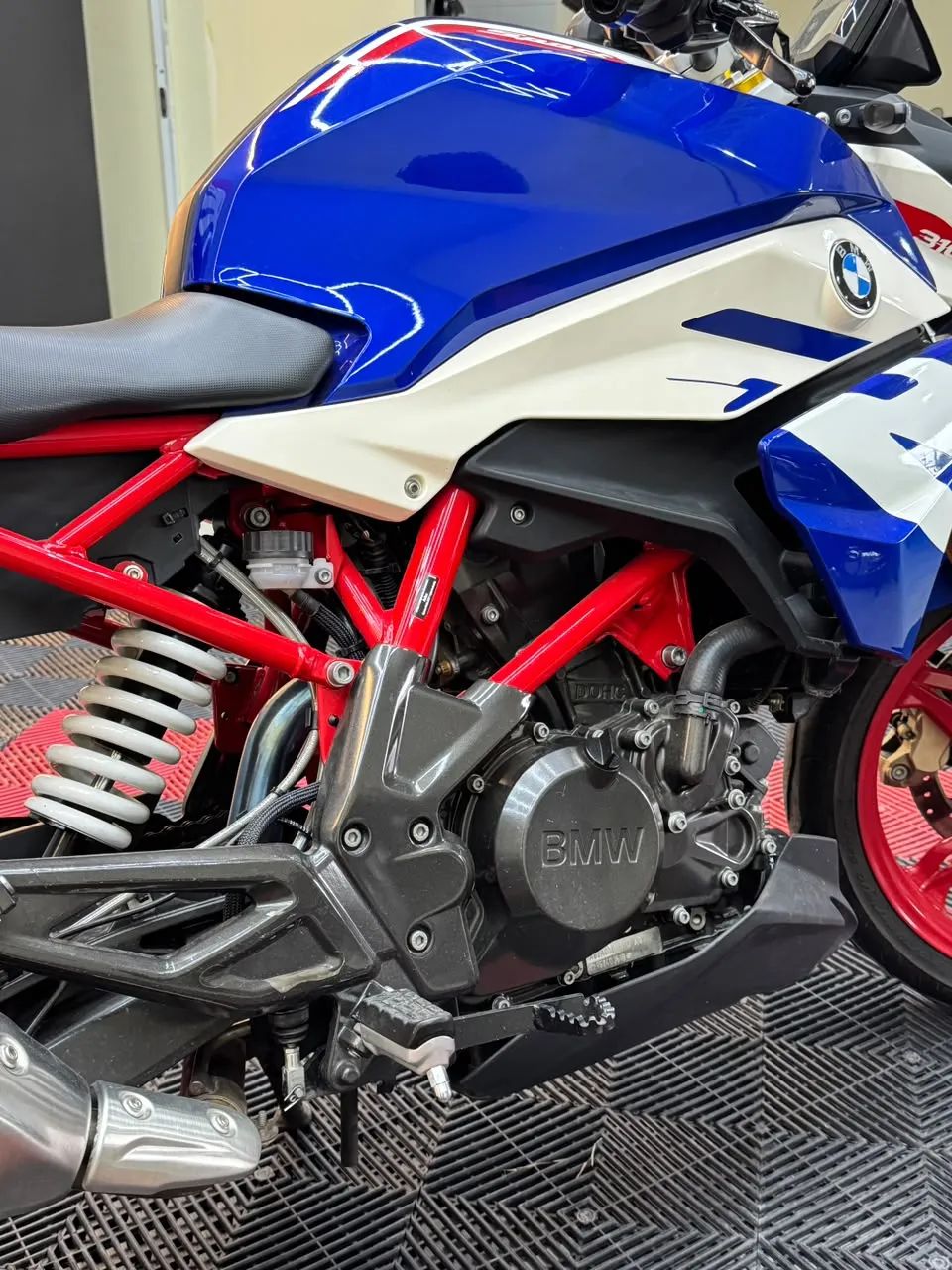 BMW G 310 R - Foto 2