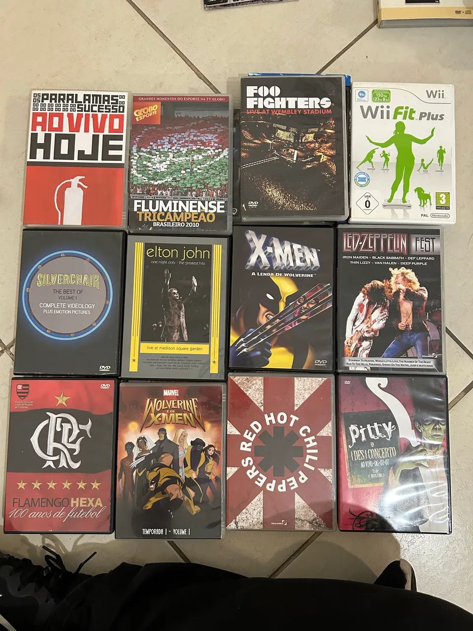 DVDs, Blu Ray e Jogos diversos - DVD, Blu-Ray e Vídeo Cassete