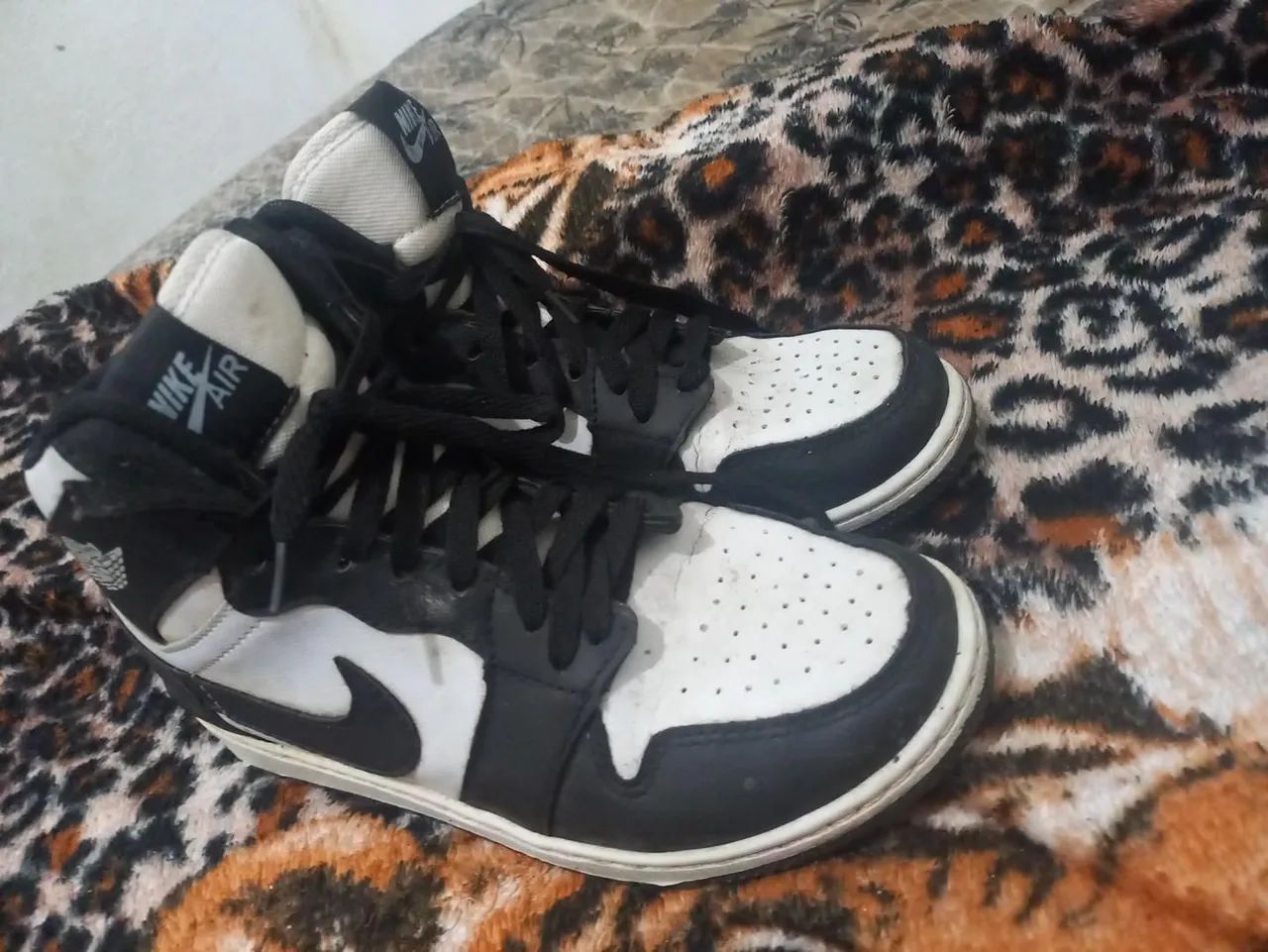 Tenis Nike cano alto