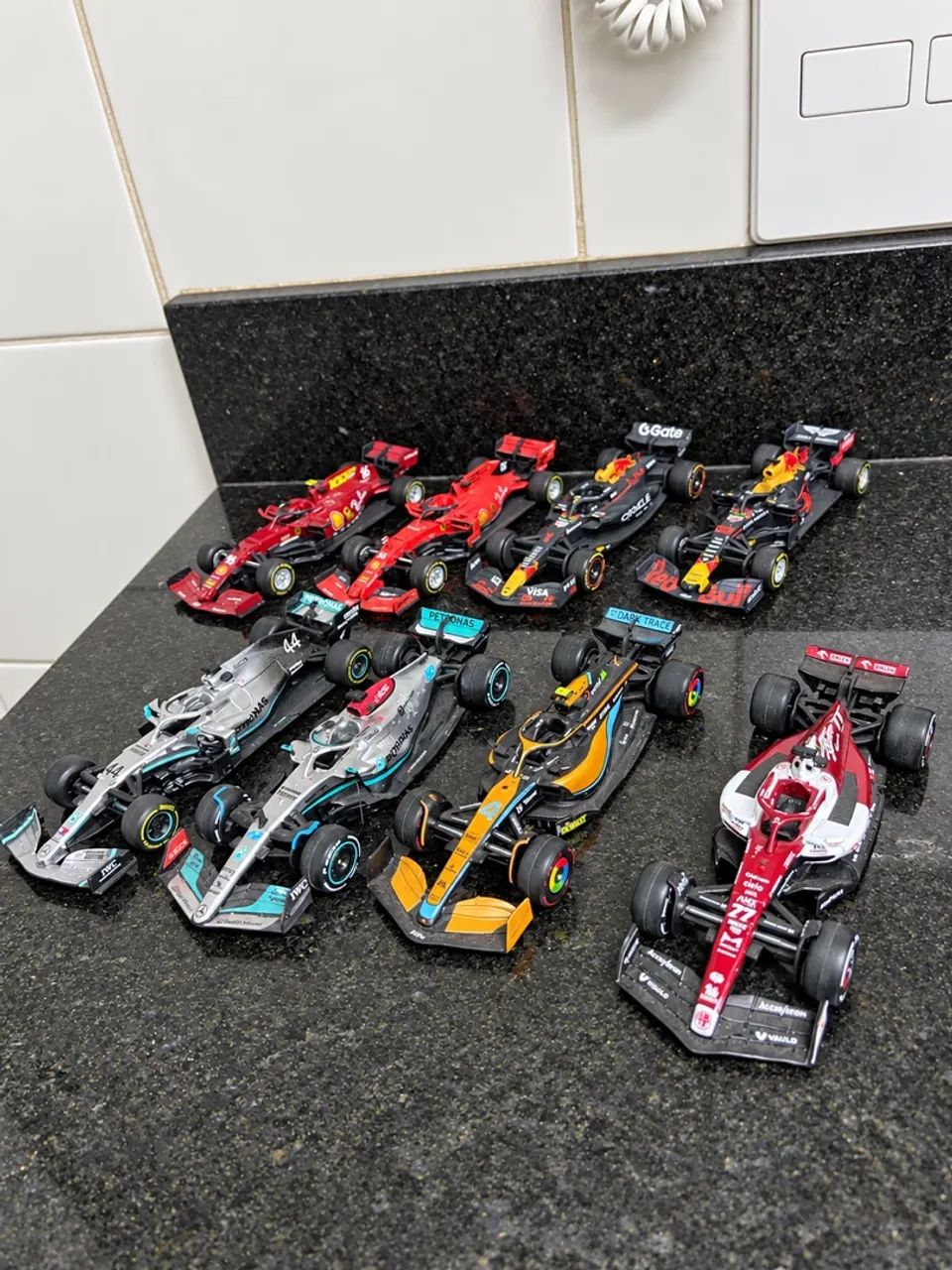 Lote 8 mini F1 1:43