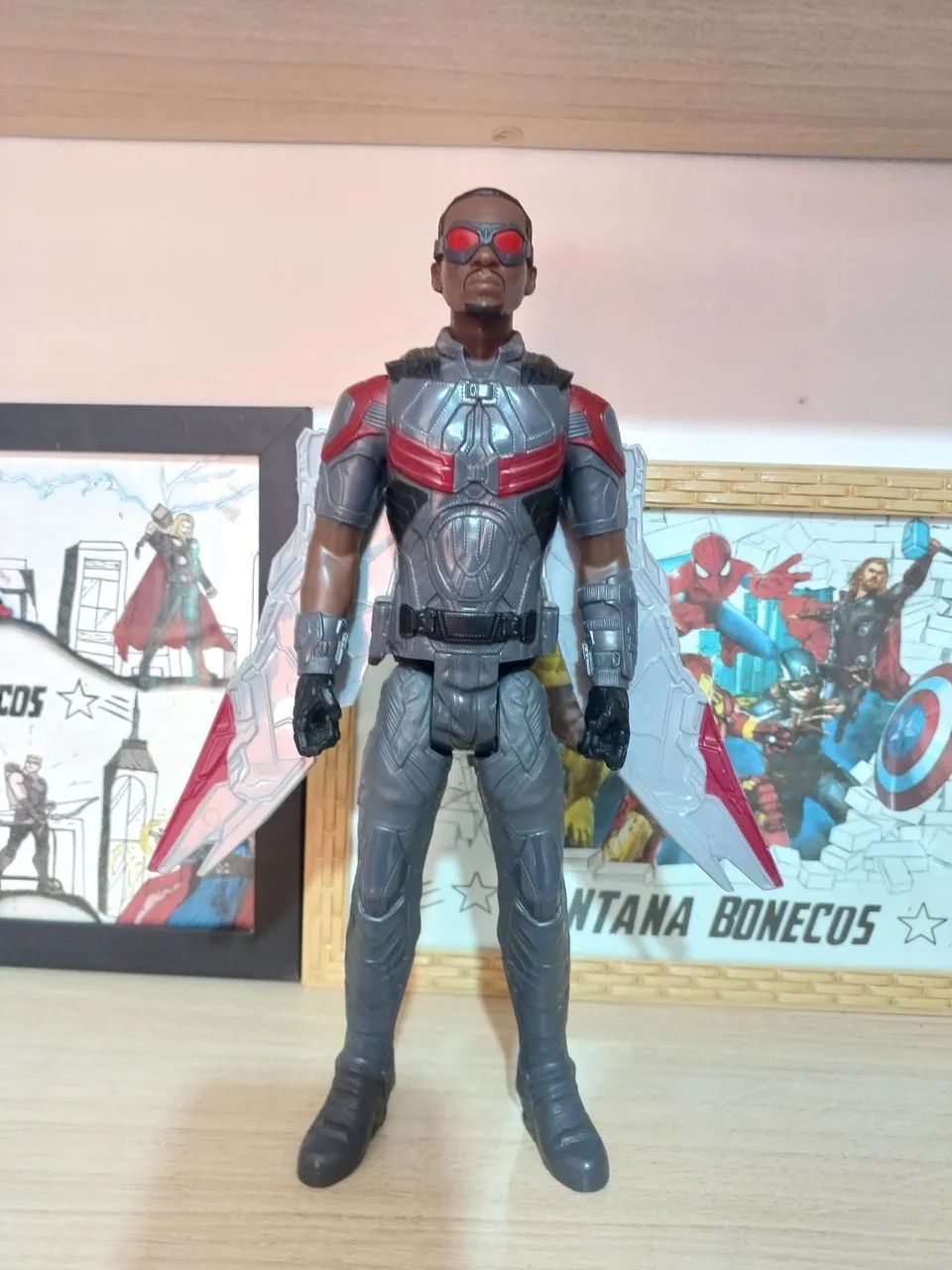 Gaviao Negro 30cm original marca Hasbro  - Foto 5