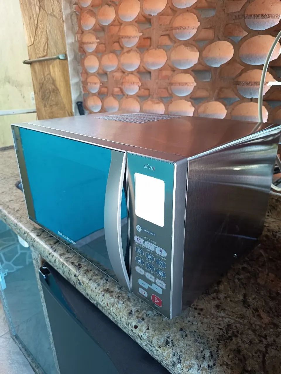Microondas Brastemp espelhado 31L - Foto 4