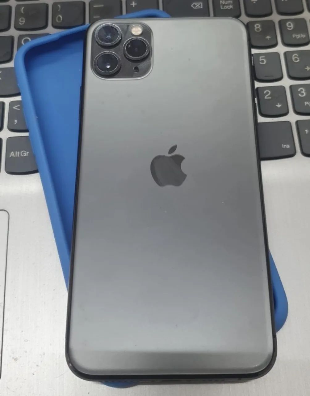 Apple iPhone 11 Pro Max Space Gray - Avalio troca S24 ou S25