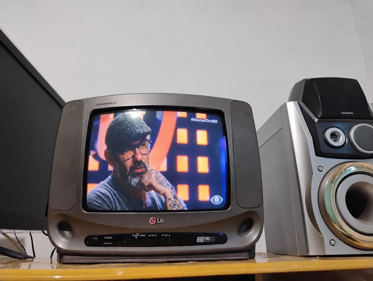 TV LG Cinemaster 14 Polegadas Tubo - Funcionando Perfeita