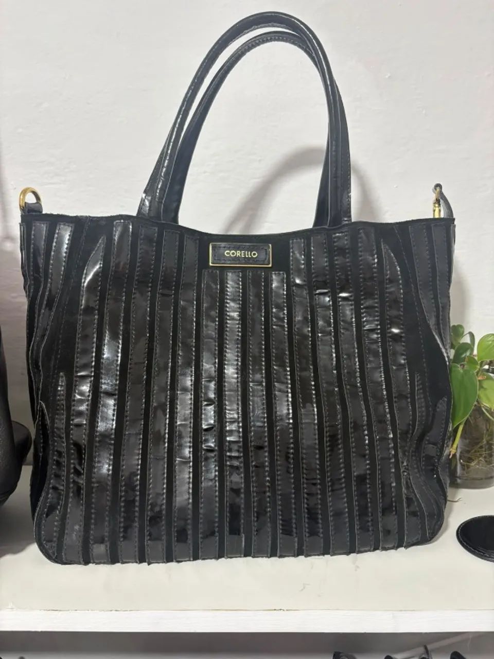 BOLSA EM COURO PRETA GRANDE CORELLO