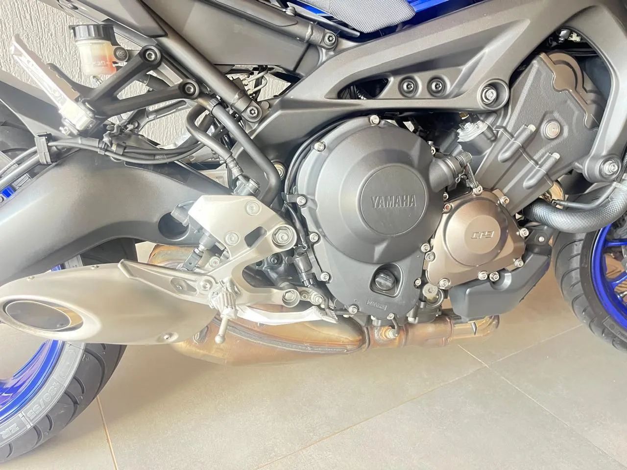 Yamaha MT 09 - Foto 4