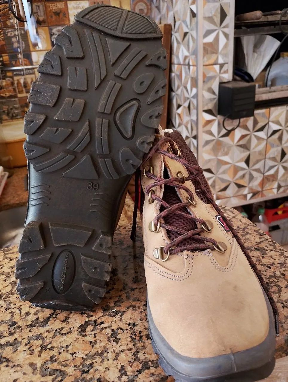 Botas novas  - Foto 3