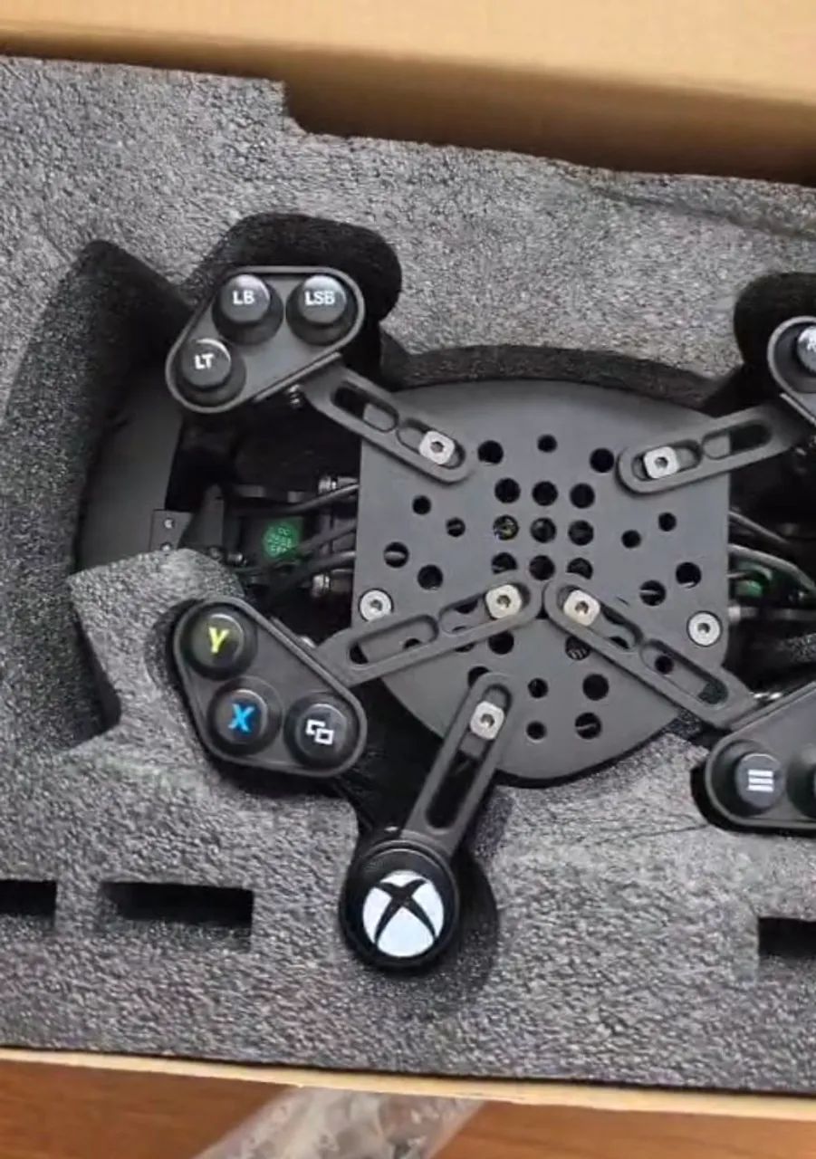 Simulador Fanatec Clubsport Universal Hub V2 Xbox + Volante