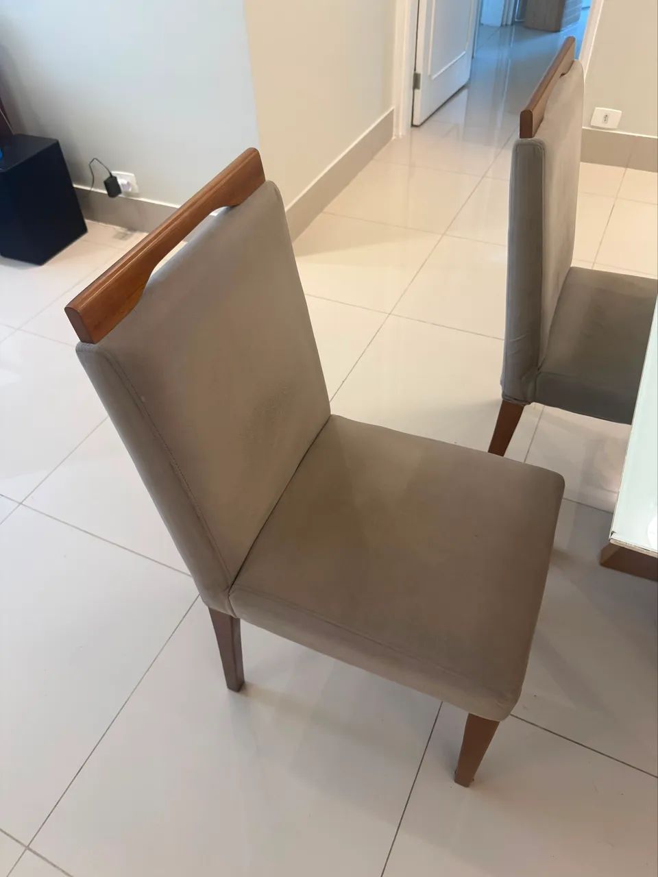 Conjunto Mesa + 4 cadeiras (Madeira Maciça)  - Foto 5