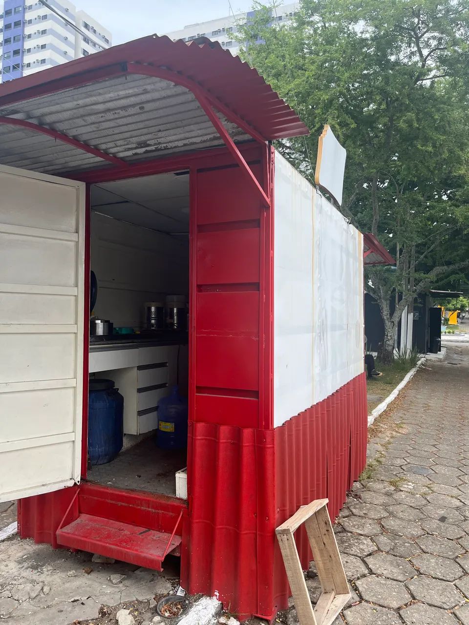 Vendo trailer em frente ao Marista Farol - Foto 4