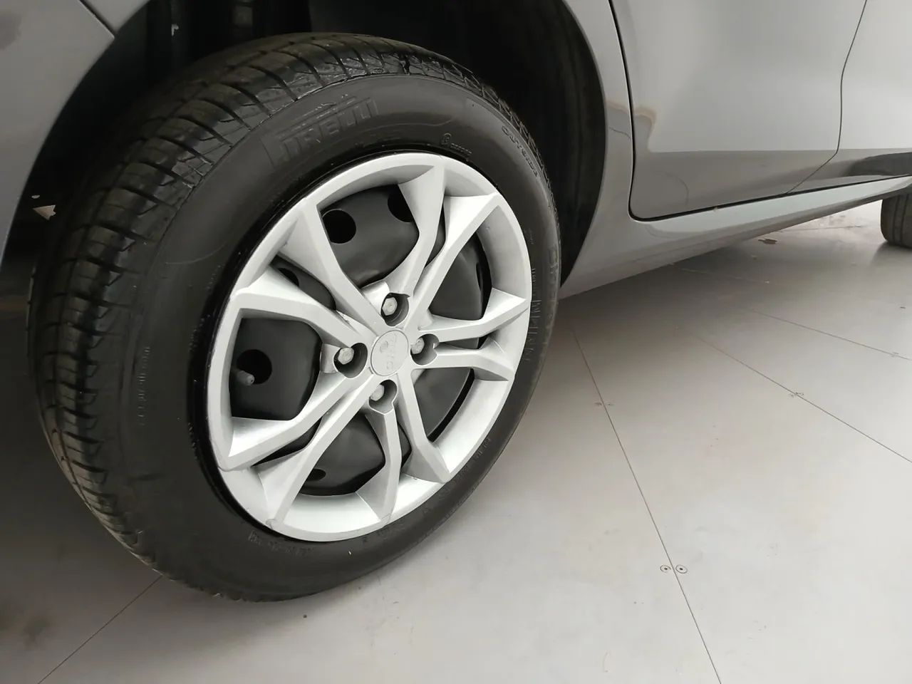 Fiat Cronos DRIVE 1.3 8V Flex Aut., foto 14 de 18