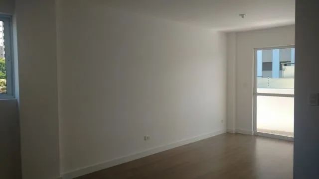 Apartamento 01 Suíte + 02 Dormitórios proximo Parque do Ingá - Foto 2