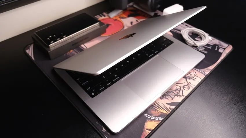 MacBook Pro M3 1TB SSD - Foto 5