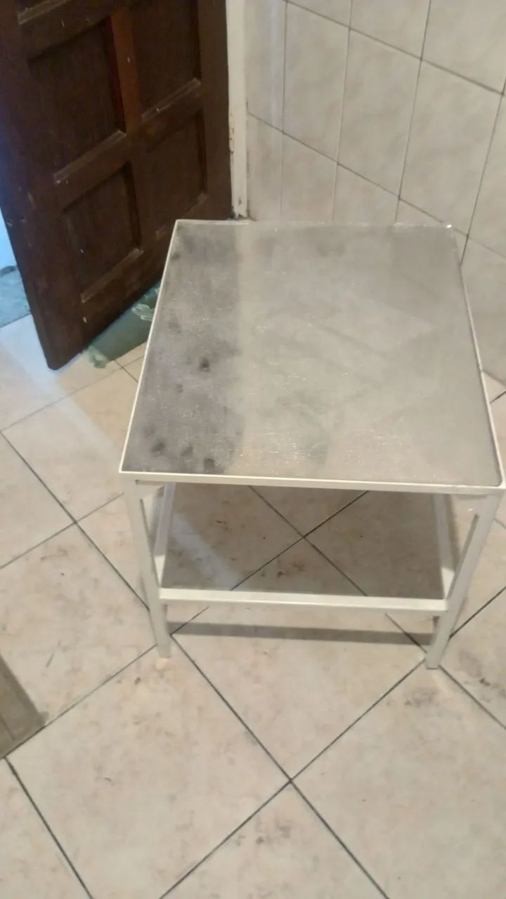Mesinha de centro de ferro e acrílico - Foto 2
