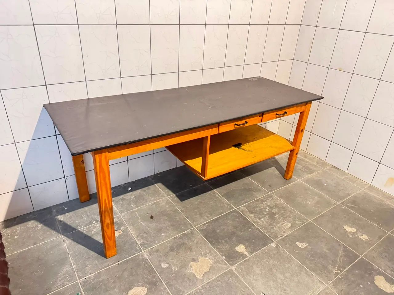 Mesa de trabalho 
