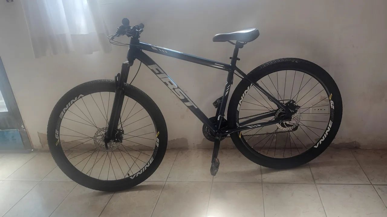 Bicicleta aro 29 FIRST ,freio a disco  - Foto 3