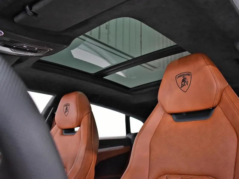 Lamborghini Urus Lp-650-4, foto 13 de 18