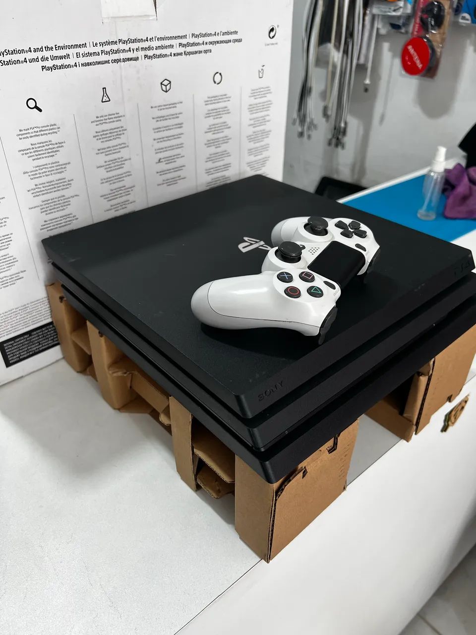 Ps4 Pro 1TB Completo com caixa ainda. - Foto 5