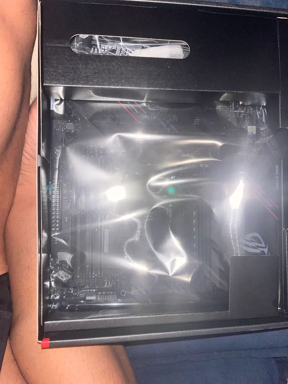 Placa mãe asus rog strix B550-F gaming  - Foto 2