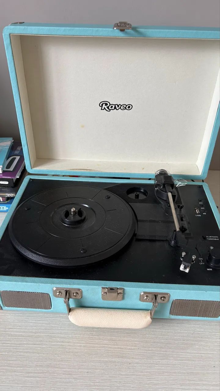 Caixa Bluetooth e Vinil com agulha áudio technica - Foto 2