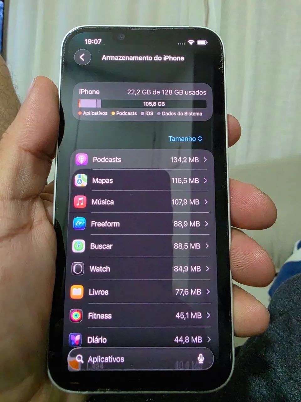 Iphone 16e semi novo 128gb. - Foto 2