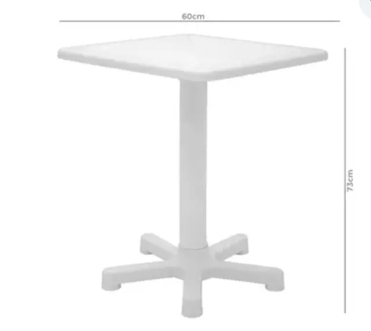 Mesa desmontável.