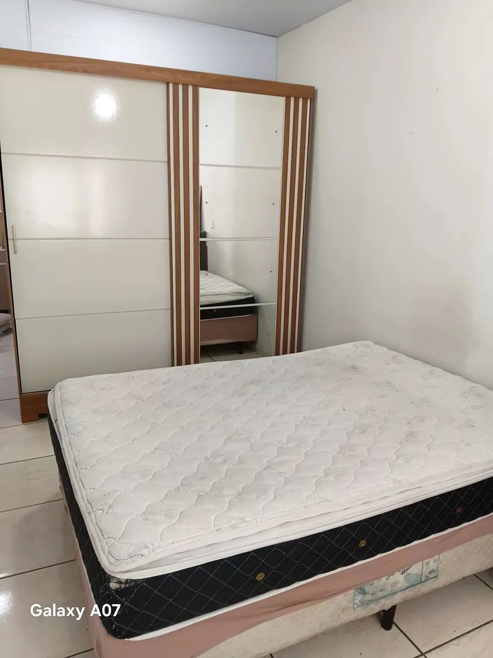 Alugo Kitnet 1 quarto,mobiliada 