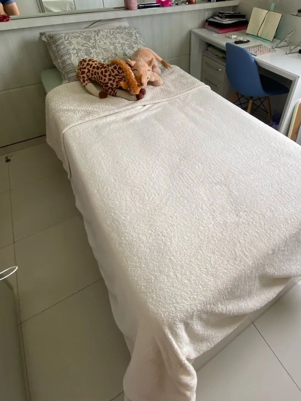 Cama solteiro (bicama + colchão Ortobom)