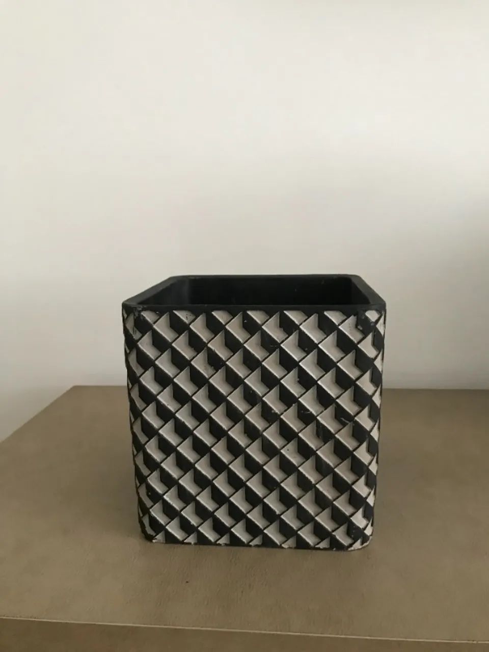 Cachepot Cimento Geométrico 3DB. 