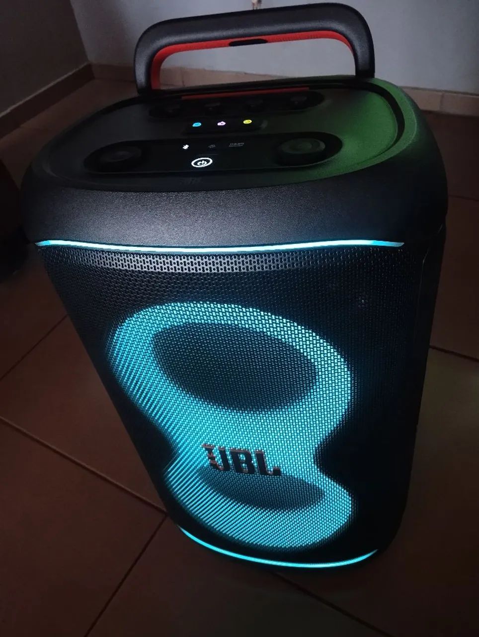 Vendo JBL Partbox 520