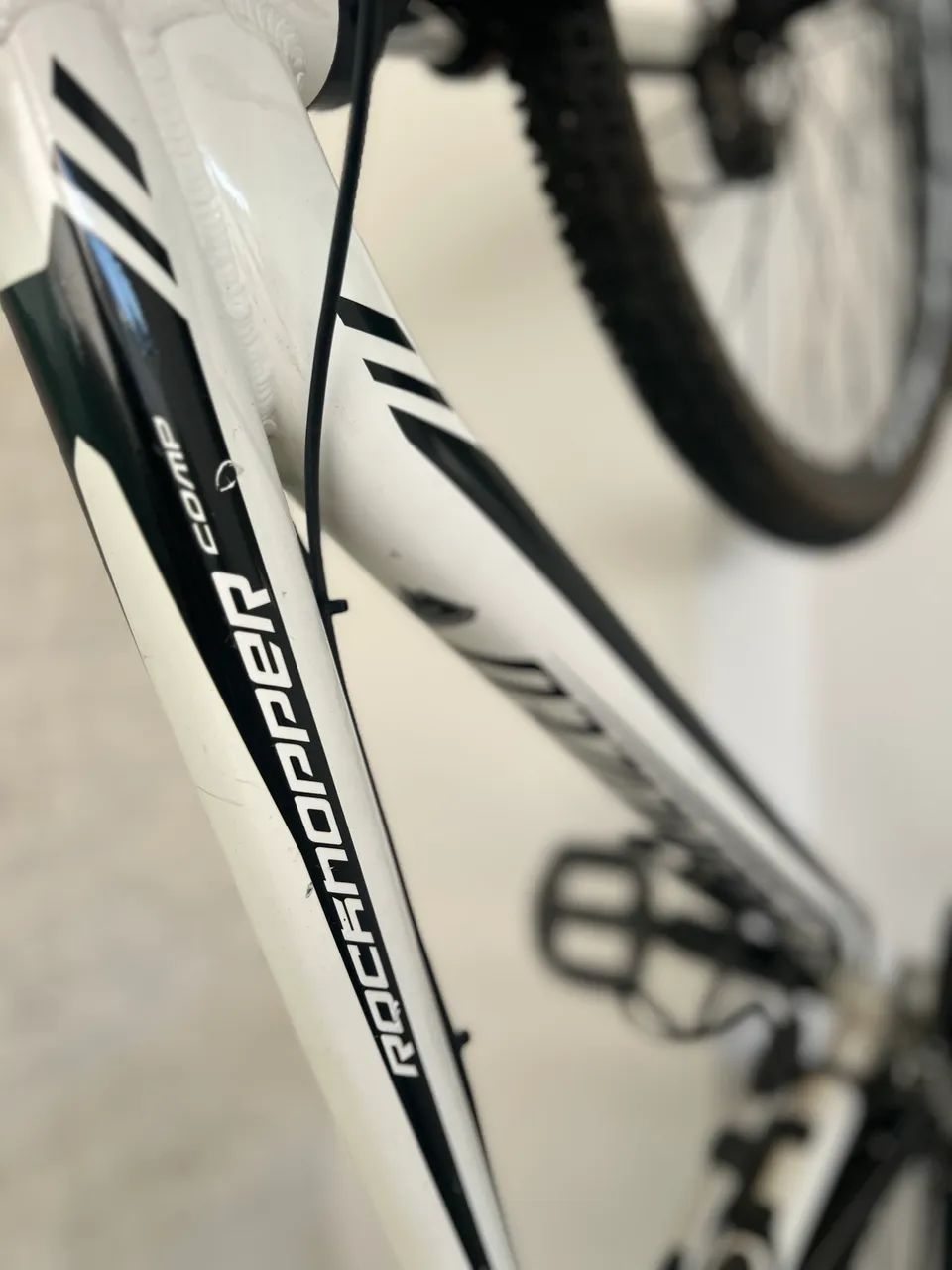 Bicicleta SPECIALIZED rockhopper - 29 - Foto 4