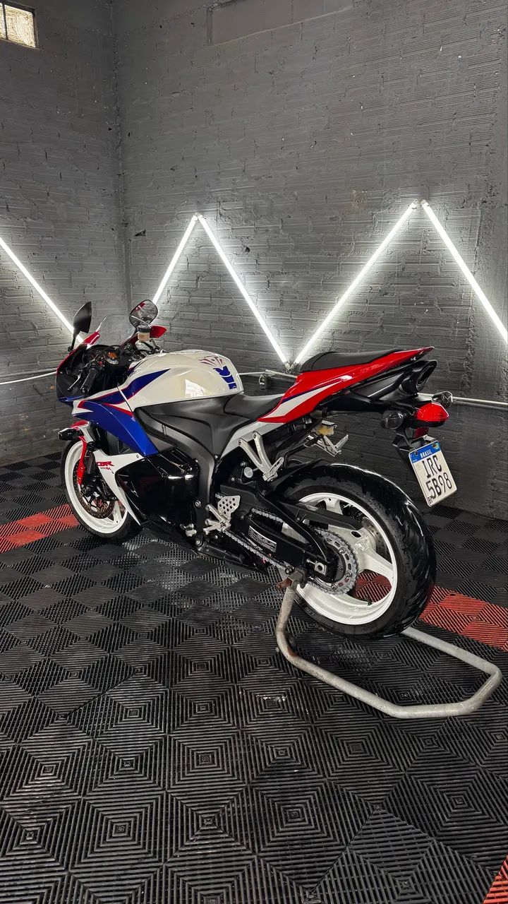 CBR 600RR impecável  - Foto 4
