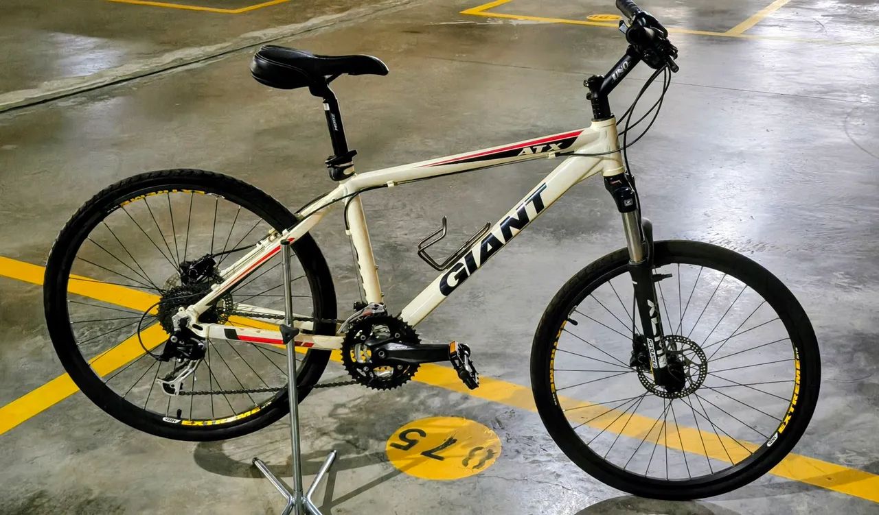 Bicicleta Giant 2016 roda 26