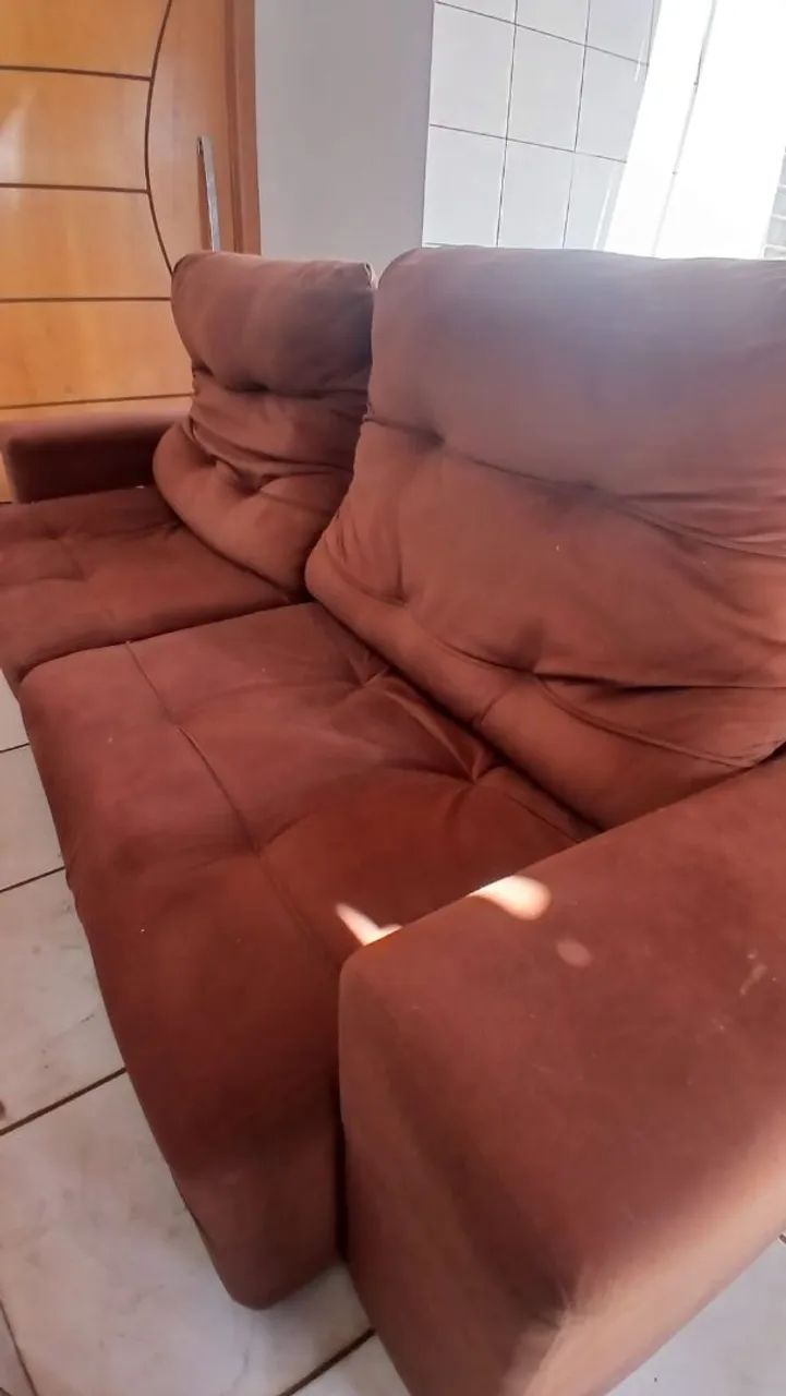 Vendo sofá retrátil de 2 lugares  - Foto 3