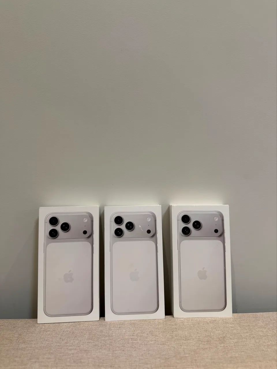 IPHONE 17 Pro max 256 branco lacrado  - Foto 3