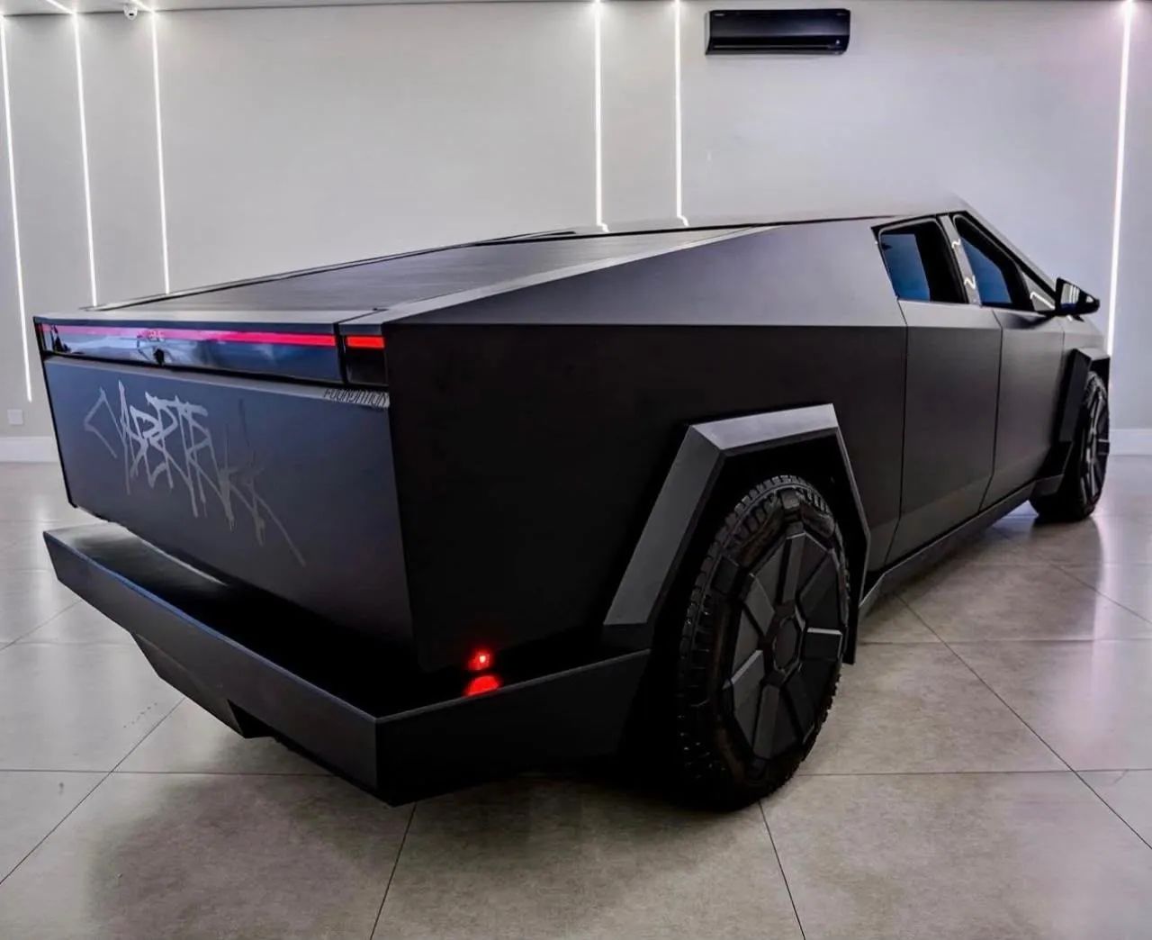 Tesla Cybertruck  - Foto 3
