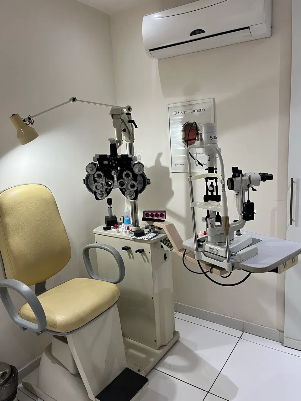 Conjunto  oftalmológico