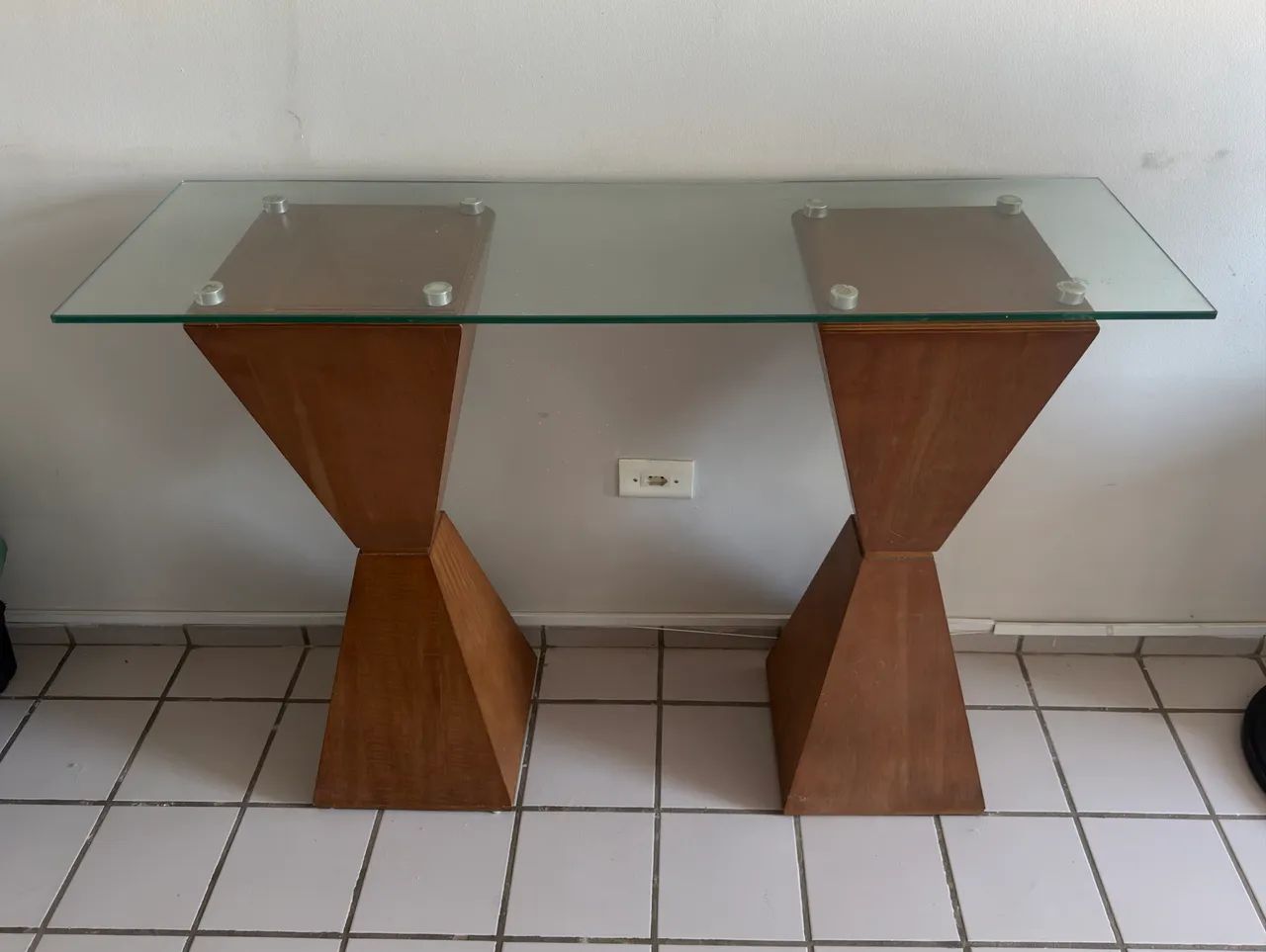 Mesa com vidro 