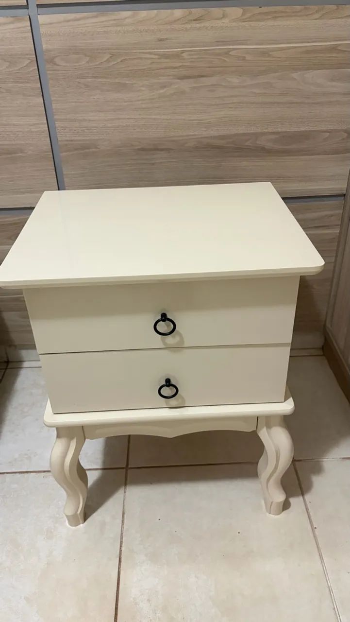 Mesa de cabeceira 