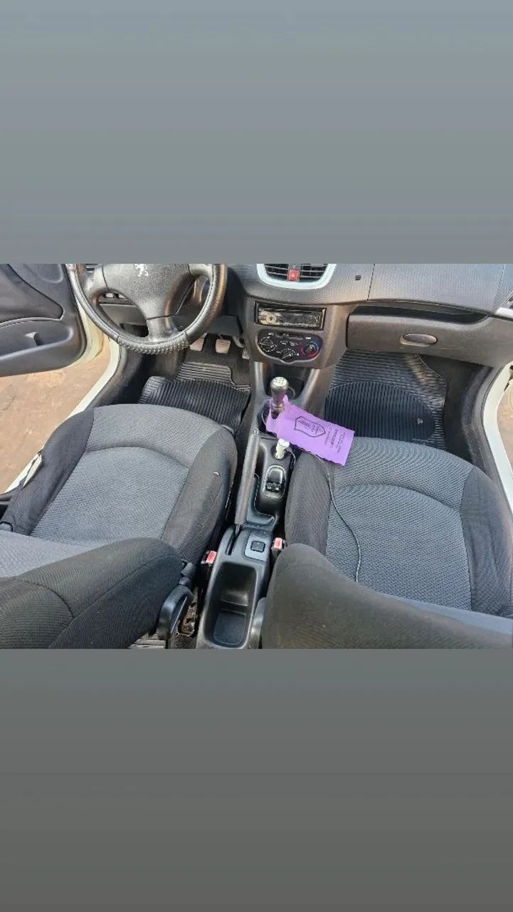 Peugeot 207 Active 1.4 Flex 8V 5P 2014 - Foto 5