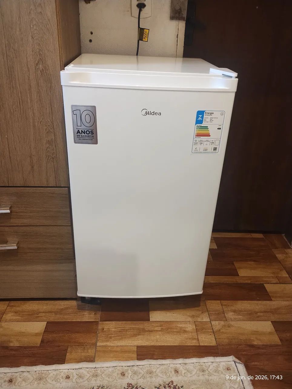 Vende se 2 frigobar 124 litros zero na caixa  - Foto 2