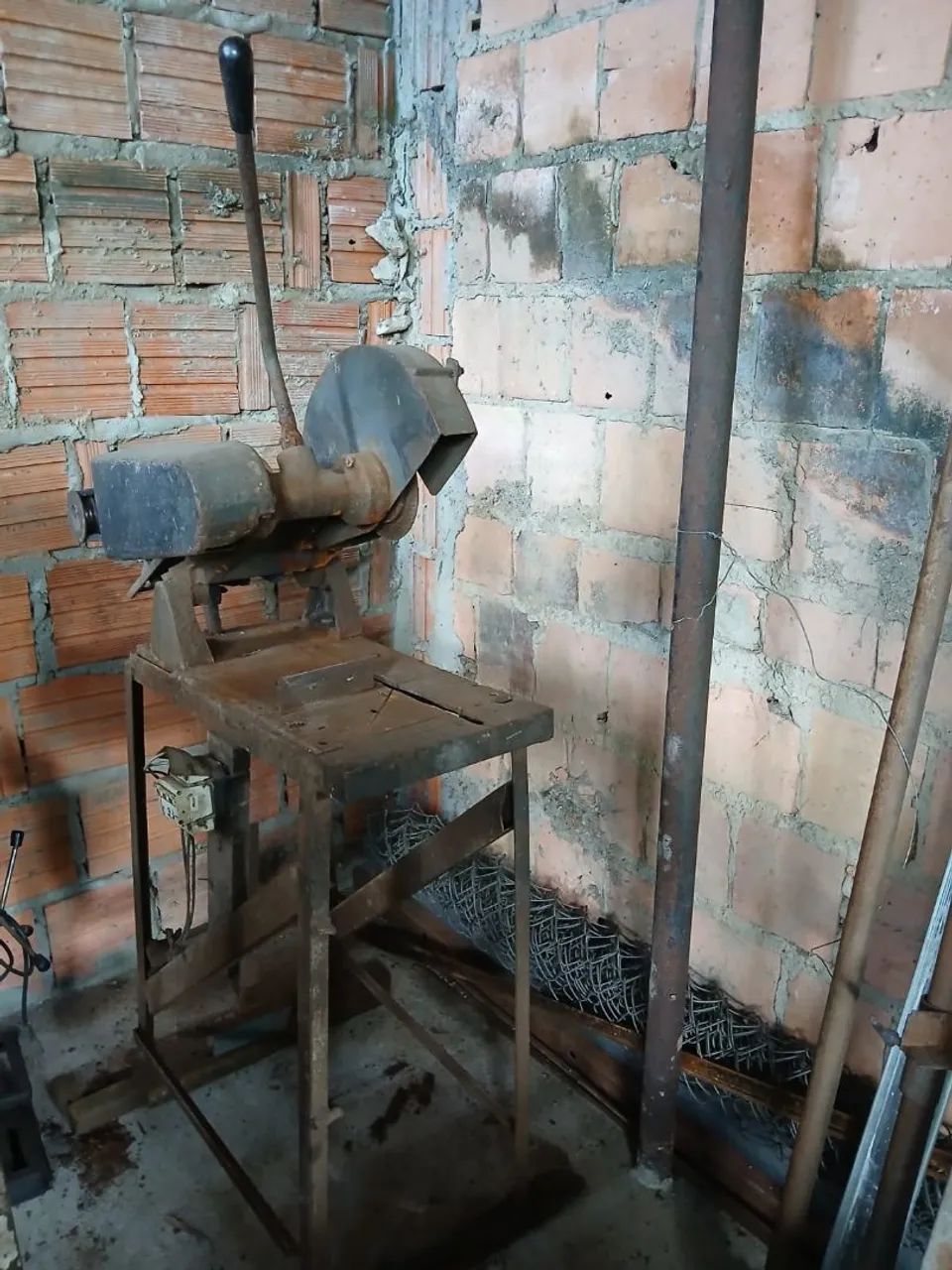 Vendo máquinario para serralheria. - Foto 2