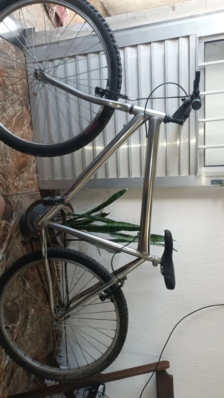 Bicicleta cromada  - Foto 4