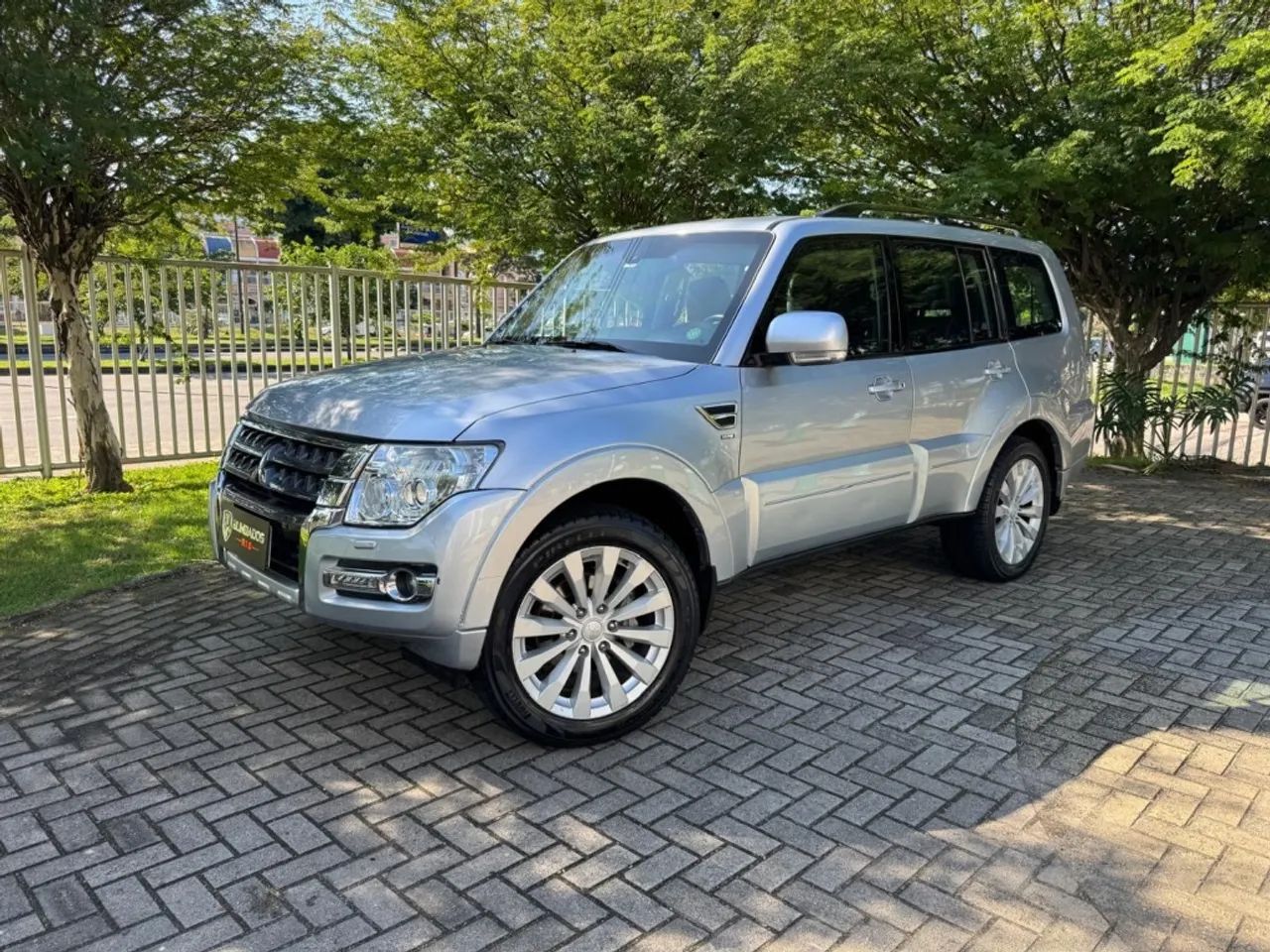 Mitsubishi Pajero 2017