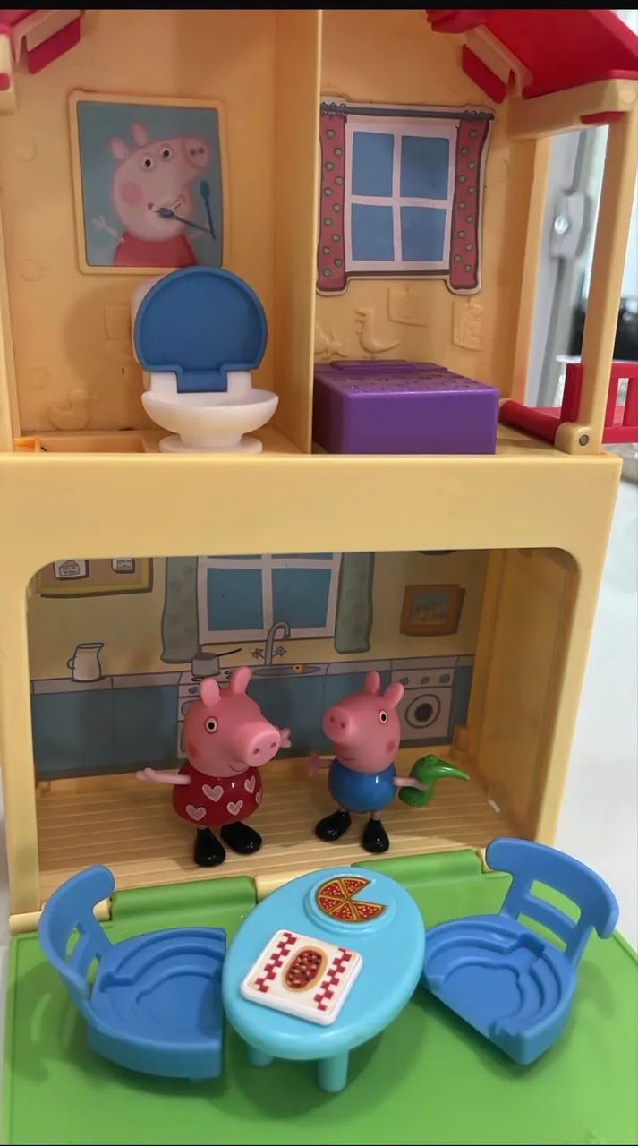 Casa da peppa com bonecos e acessórios  - Foto 4