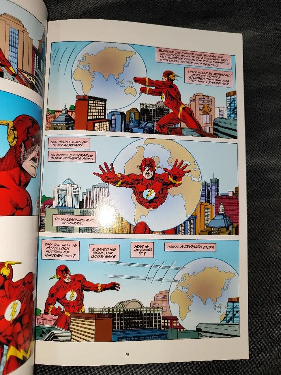 The Flash by Grant Morrison e Mark Milar em TPB - em INGLÊS  - Foto 3