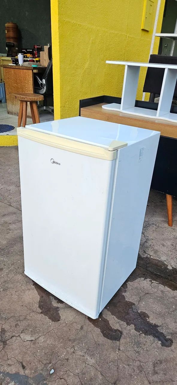 frigobar Midea 110v gelando perfeitamente - entrega grátis 