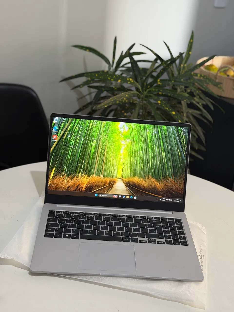 macbook air m1 8gb 512gb ※Magic Mouse付き※ MacBook Air M1 2020 + Magic Mouse - Notebooks - Vila Tesouro, São